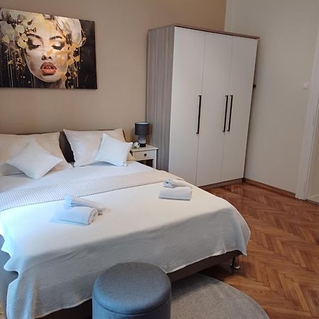 Apartment Zdenka - 100 M From The Beach オパティヤ エクステリア 写真