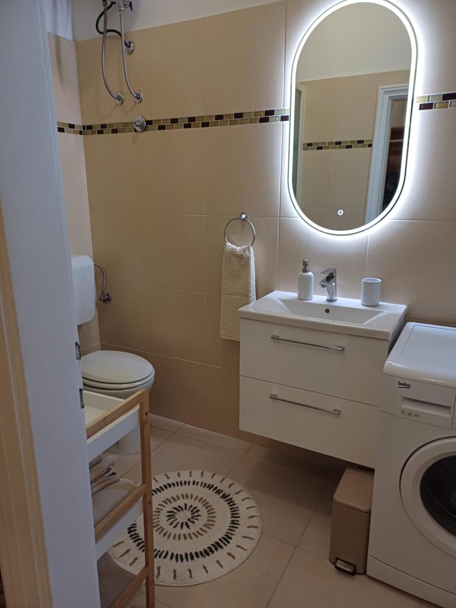 Apartment Zdenka - 100 M From The Beach オパティヤ エクステリア 写真